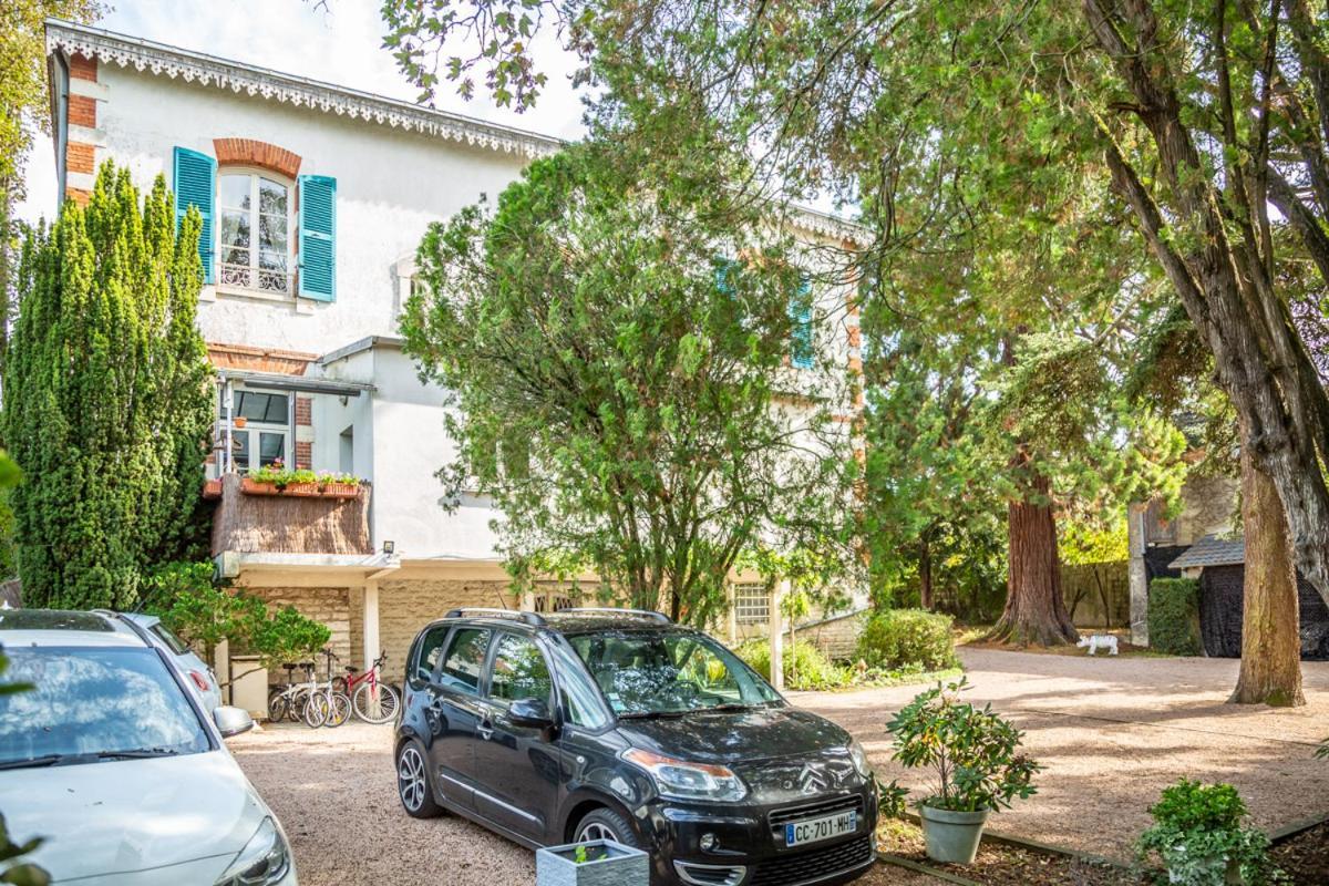 L'Oustal Bed & Breakfast Bourges Ngoại thất bức ảnh