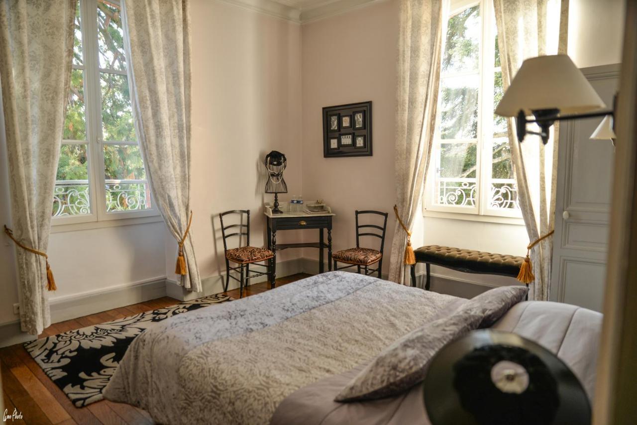 L'Oustal Bed & Breakfast Bourges Ngoại thất bức ảnh